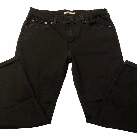 black boyfriend jeans levis